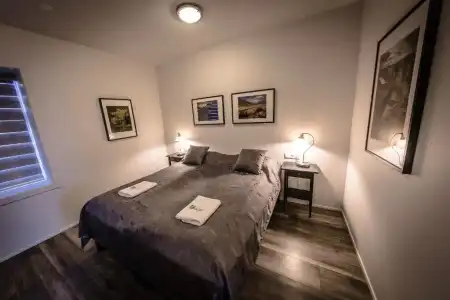Bakki Apartments & Hostel - 84