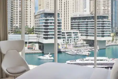Crowne Plaza Marina, an IHG - 10