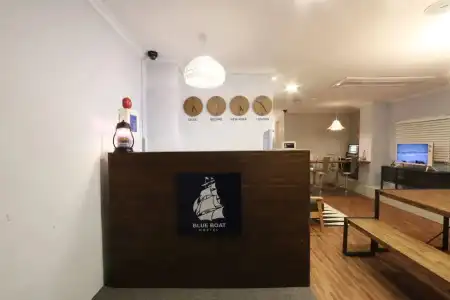 Blue Boat Hostel Myeongdong - 1