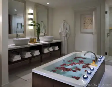 Kimpton EPIC by IHG - 25
