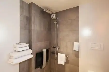 Hôtel Campanile Reims Ouest - Tinqueux - 72