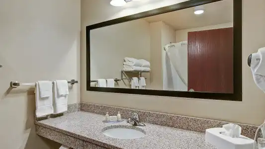 Cobblestone & Suites – Pulaski/Green Bay - 8