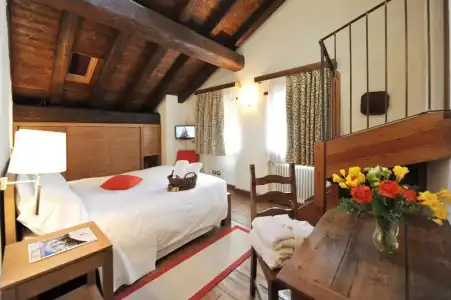 Maison Tissiere et Cuisine - 1