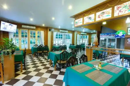 Surin Majestic - 31