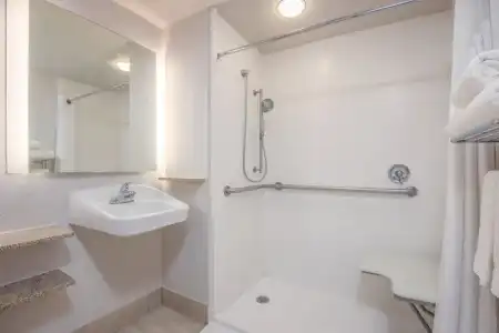 Holiday Inn Express EL PASO - DOWNTOWN by IHG - 16