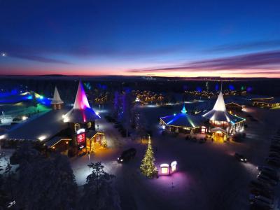 Santa's Luxury Boutique Villa - Santa Claus Village - 23