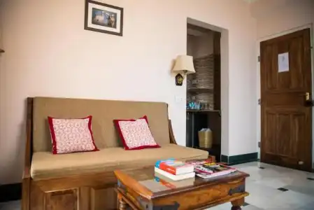 Arya Niwas - 110