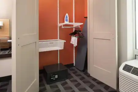 TownePlace Suites by Marriott San Diego Downtown - 50