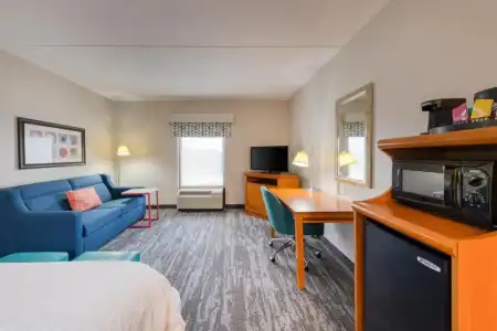 Hampton Inn Wilmington - University Area/Smith Creek Station - 108