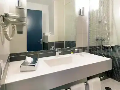 Mercure Lyon Centre Charpennes Parc de la Tete d'Or - 42