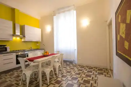 Regis Condo - 74