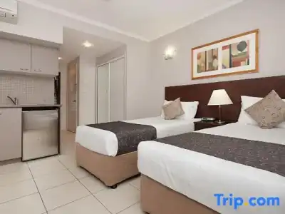 Southern Cross Atrium Apartments - 217