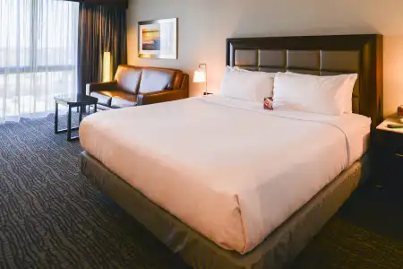 Crowne Plaza Springfield by IHG - 4