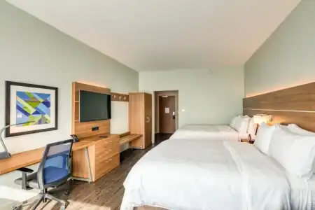 Holiday Inn Express & Suites Charlotte - South End by IHG - 80