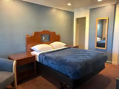 Welcome Inn on Colorado Blvd - 51