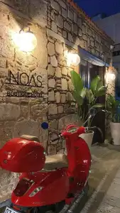 Noa's Boutique - 15