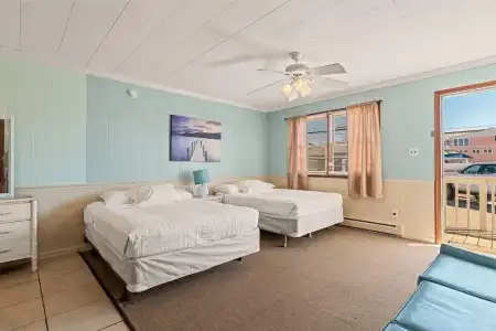 Oceanside Court by Kees Vacations - 42