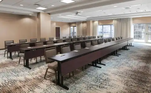 Courtyard Marriott Riverwalk - 17