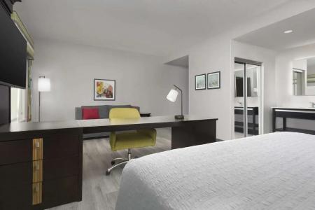 Hampton Inn & Suites El Paso-East - 3