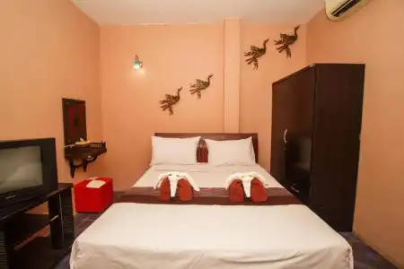 Noble Night Guesthouse Kanchanaburi - 18