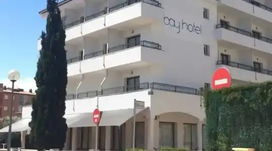 Bay - 25
