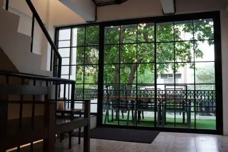 Sleep Owl Hostel - 7