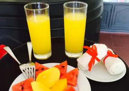 Ruby Bistro - 8