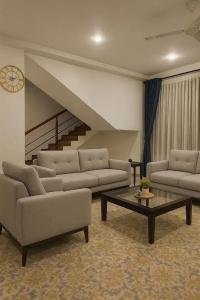Unique Towers Luxury Boutique Suites - 105