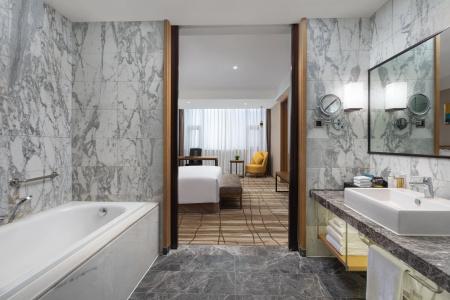 Holiday Inn Chengdu Airport by IHG - 8