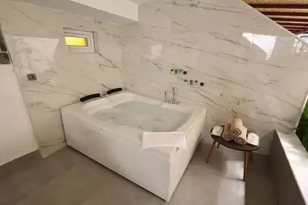 Livia Residence - 128