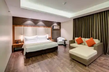 Holiday Inn Kolkata Airport by IHG - 79