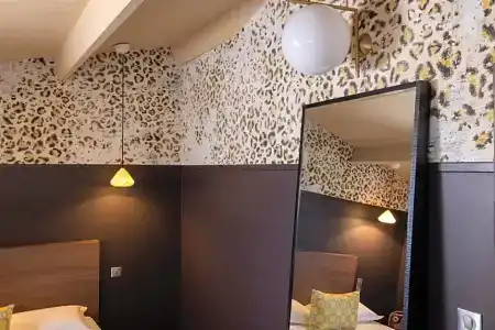 L'Hôtel - Face au Château - Boutique Hôtel et Séminaires - 78