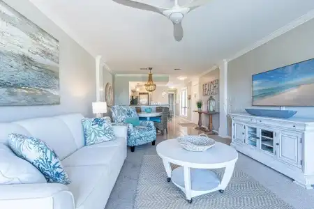 823 Harbour Point - 50