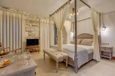 Navalia Otel - 2