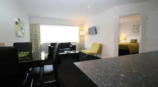 Carramar Motor Inn - 98