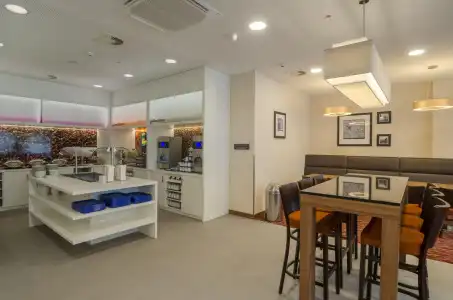 Hampton by Hilton Frankfurt City Centre Messe - 16