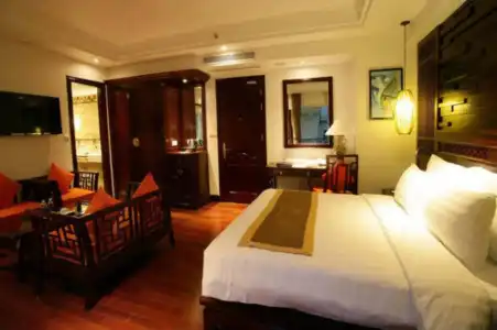 The Palmy and Spa - 16
