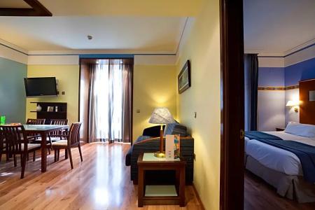 Suites Gran Via 44 Apartahotel - 61
