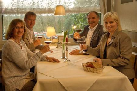 & Restaurant Kaiserhof - 10