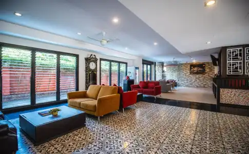 Ratana Chalong - 11