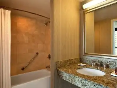 Sheraton Suites Old Town Alexandria - 123