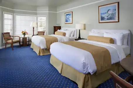 Colonial Terrace Inn by the Sea - 15