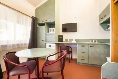 Downs Motel - 30