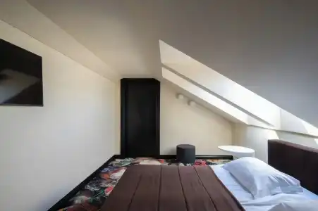 Amsterdam Plaza - 67