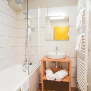 Odalys Chalet Le Loup Lodge - 32