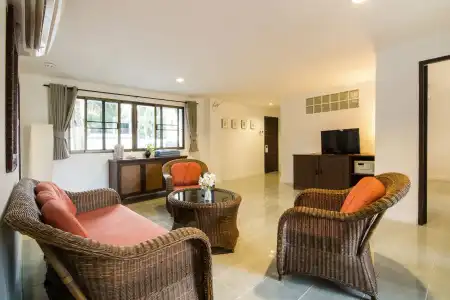 Dolphin Bay Beach Resort - 13