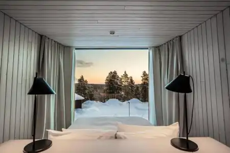 Arctic TreeHouse - 30