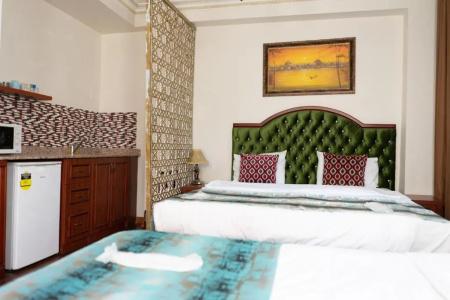 Atam & Suites - 211