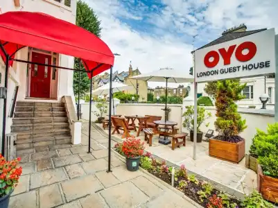 London Guest House by OYO - Acton - 13