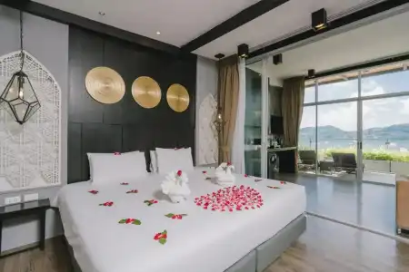 Patong Signature Boutique - 102